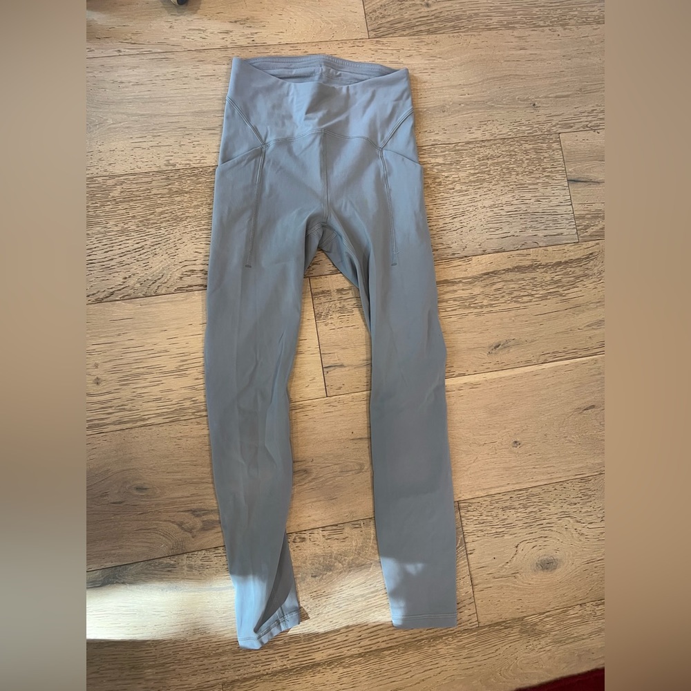 Lululemon gray size 4 leggings